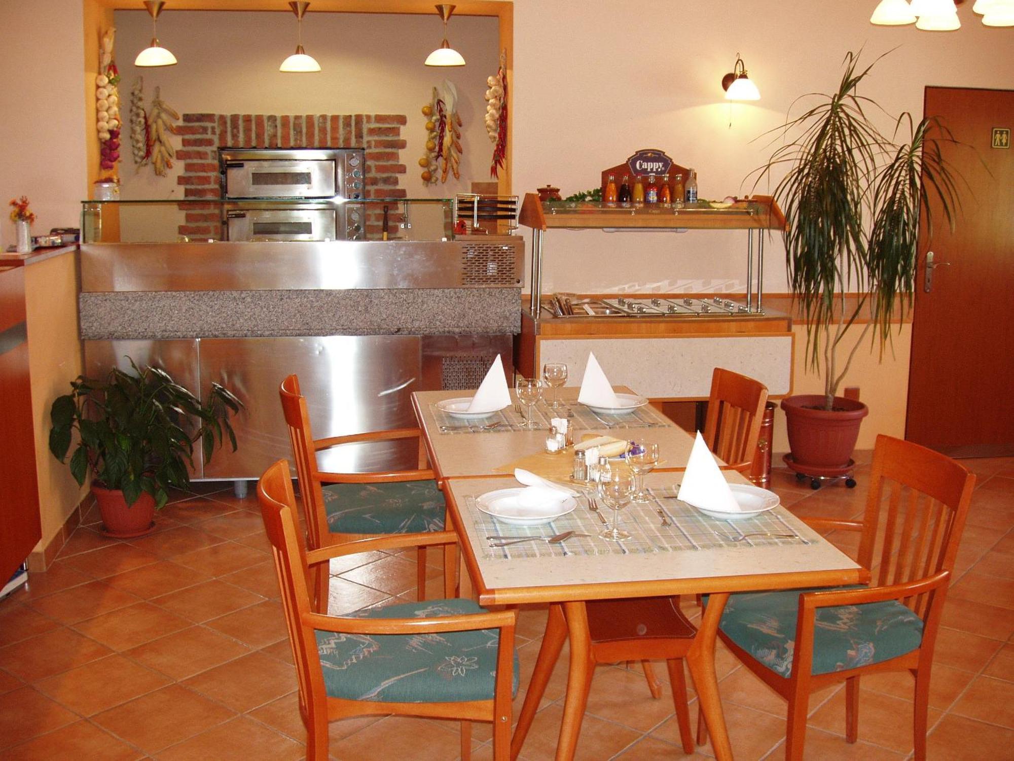 Hotel Altenberg Staré Hory Екстериор снимка